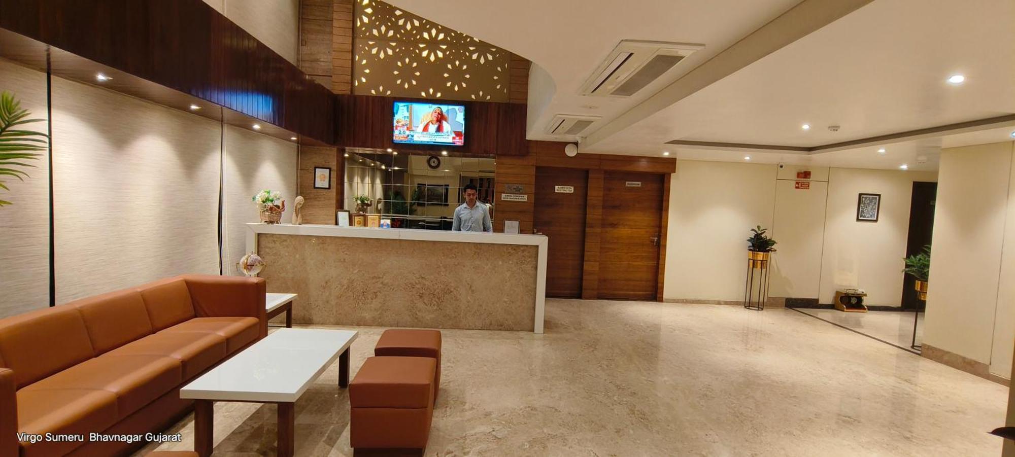 Hotel Virgo Sumeru バーヴナガル エクステリア 写真